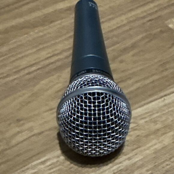 Stagg Professional Dynamic Microphone IMP-600 w/ XLR to 1/4" Adapter - 16' Cable - Picture 9 of 12